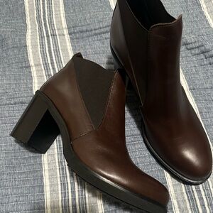 Women’s Brown Leather Block Heel Ankle Boots